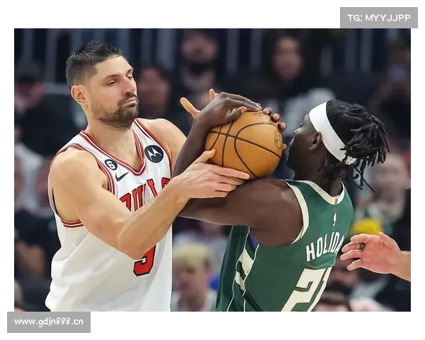 【NBA直播】12月12日_NBA常规赛_公牛vs雄鹿 【NBA直播】12月12日_NBA常规赛_公牛vs雄鹿